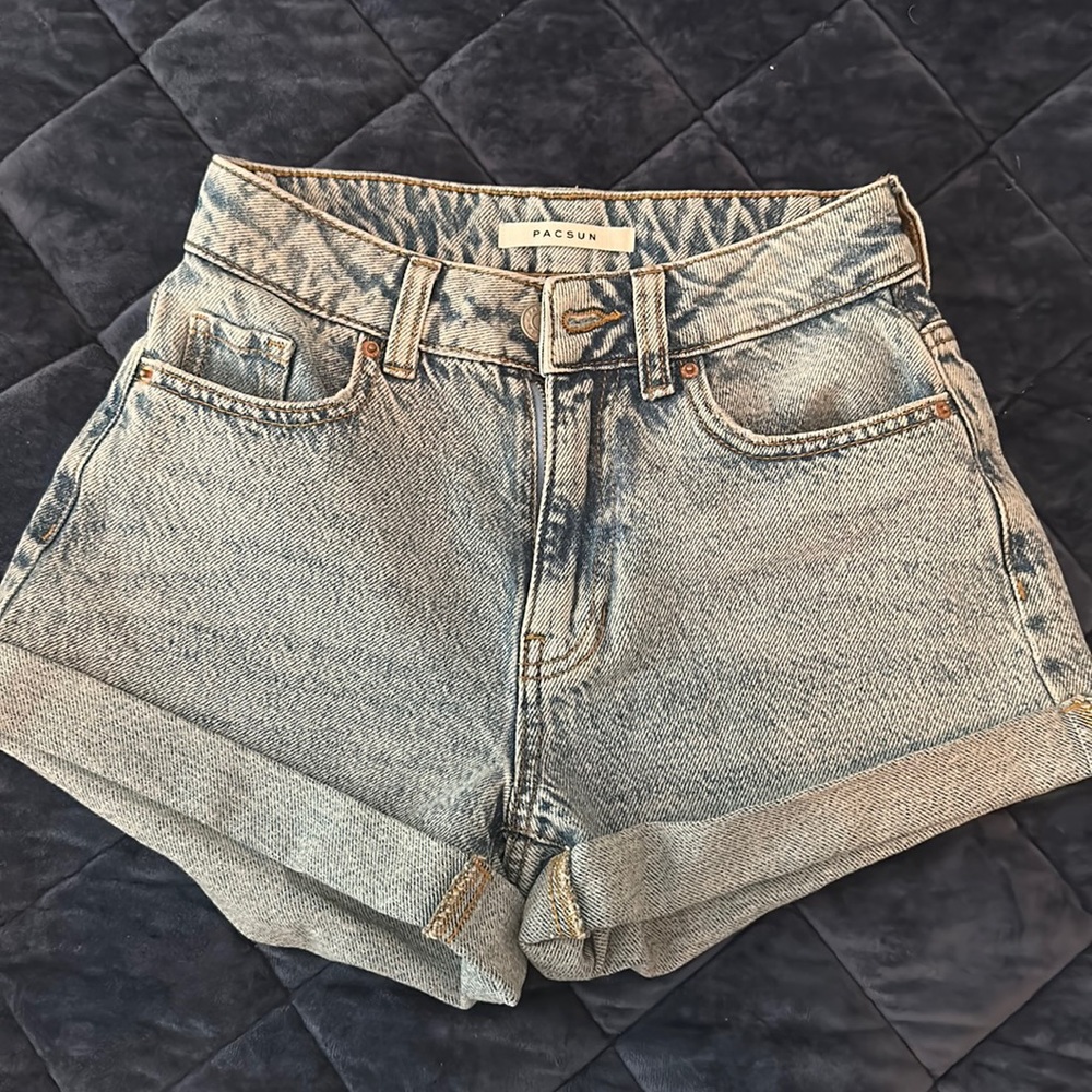 pacsun jean shorts!